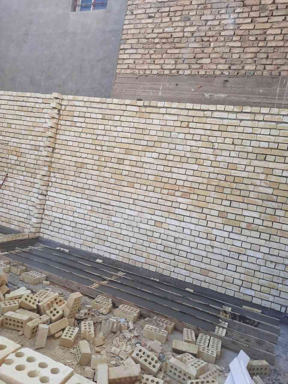 السلام عليكم خلف بناء درجة اولى تسليم مهندس متفرغ حاليا ***********....***********
