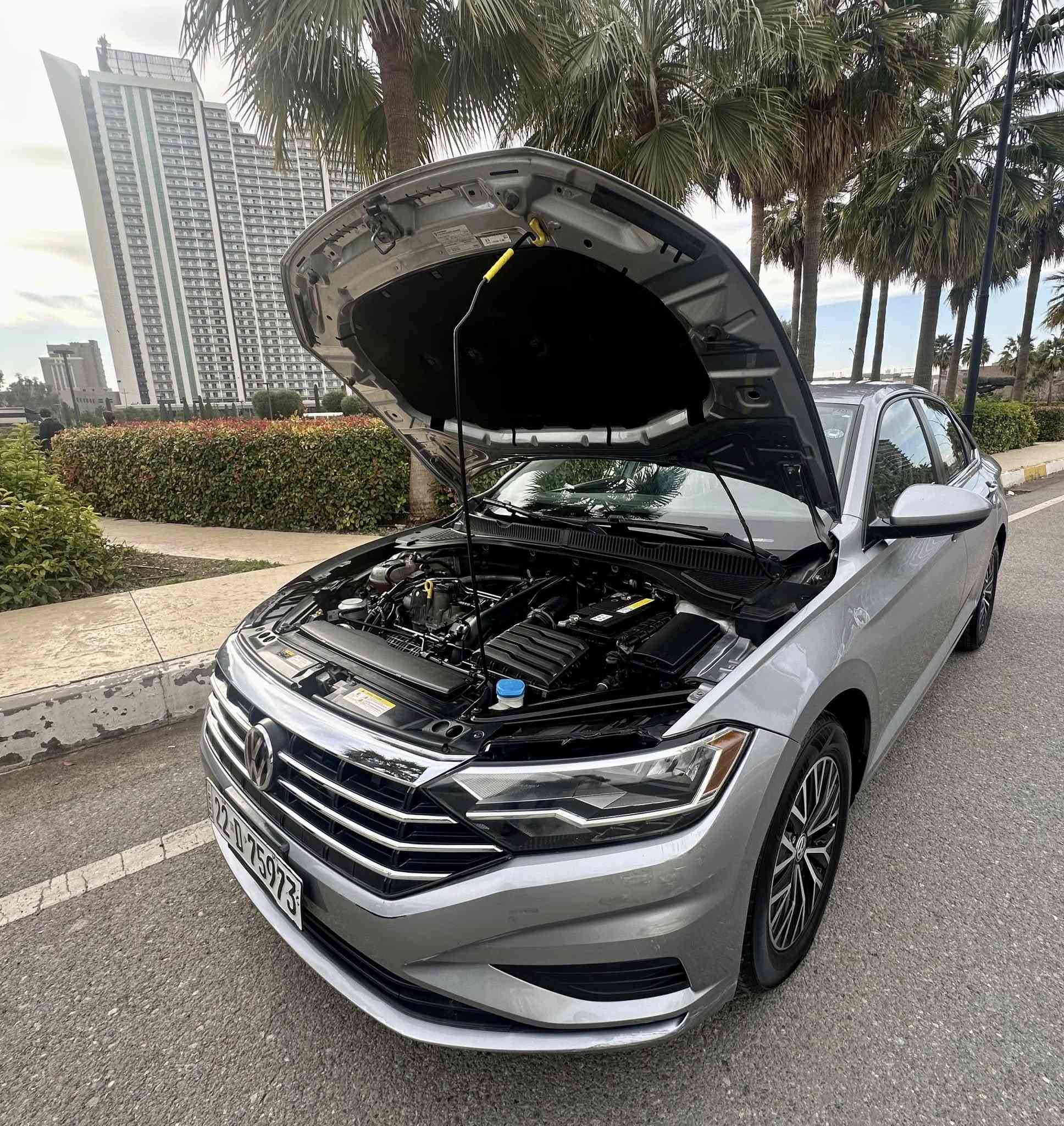 جيتا موديل 21 مواصفات S 
دوو پارجه ى صبخه پشت و بيشى هه مووى كه پسه. ليدرانى نييه. 
تبريد راديته ر دارو به رد به شه رت 
به ناوى خؤمه سياره كه ئى معره زان نييه 
سعرى 143 ورقه و مجالى براينه 
شؤين هه ولير 
***********
