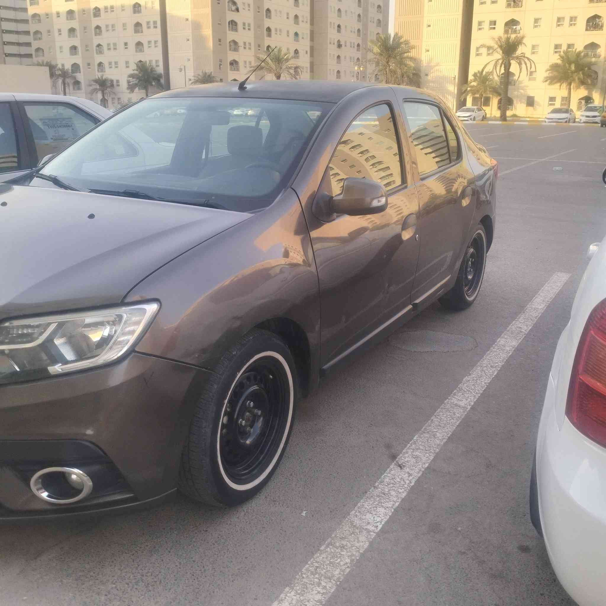 موديل19
مكفوله من الصبغ أو الحادث فقط صبغ قليل سونر المندلاوي موجود 
للبيع او الامراوس حسب القناعه
مكاني بغداد


**إذا كنت صاحب هذا الإعلان وتريد حذفه لأي سبب، رجاءا أرسل رسالة إلى الدعم الفني**