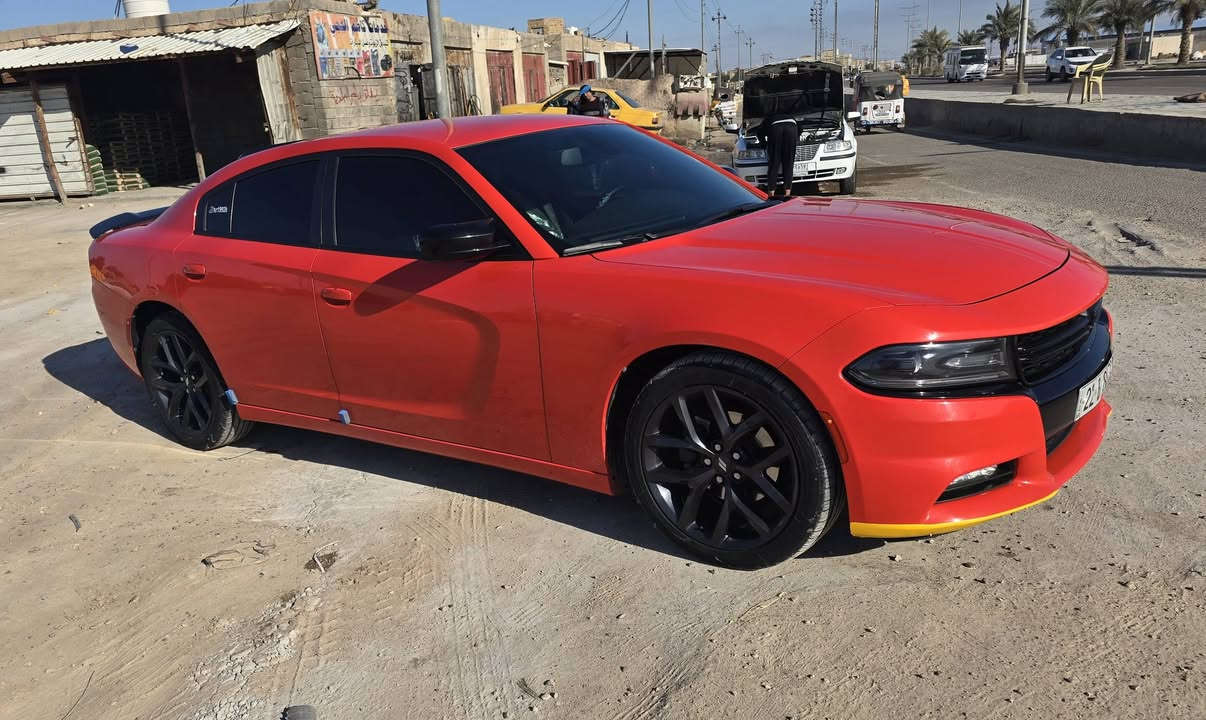 السلام عليكم
للبيع 
جارجر موديل 2020
امريكي كلين كفاله عامه فقط جاملغ مفتوح 
رقم اربيل بسمي 
ماشيه 75m
صور حادث مرفوقه بل منشور 
مكاني العمارة 
الون برتفالي 
سعر 250 وبي مجال 
للاستفسار 
***********
