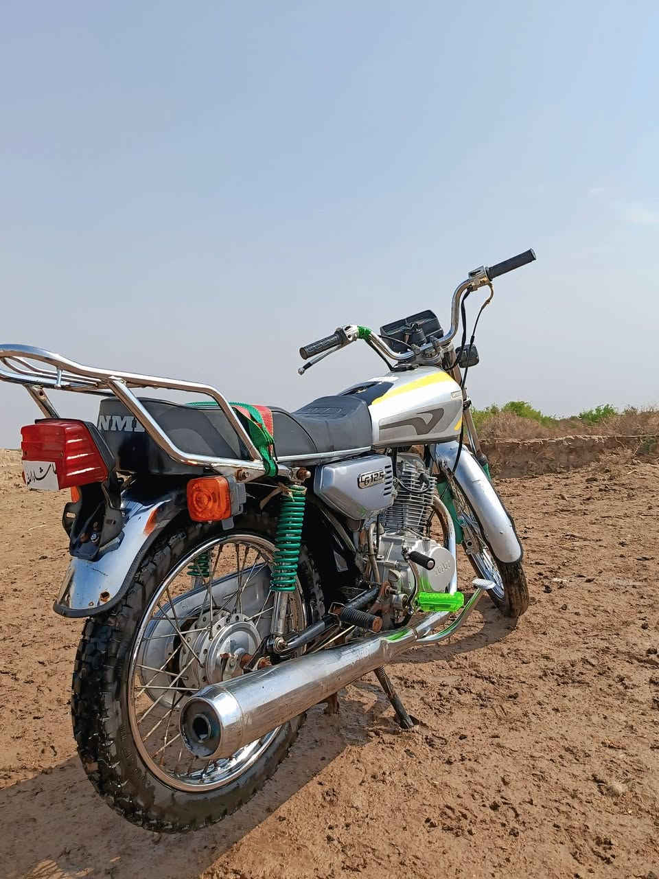 دراجه يراني نامه تعمير البيع
المكان واسط شيخ سعد 

ستفسار خاص او تصال ***********
