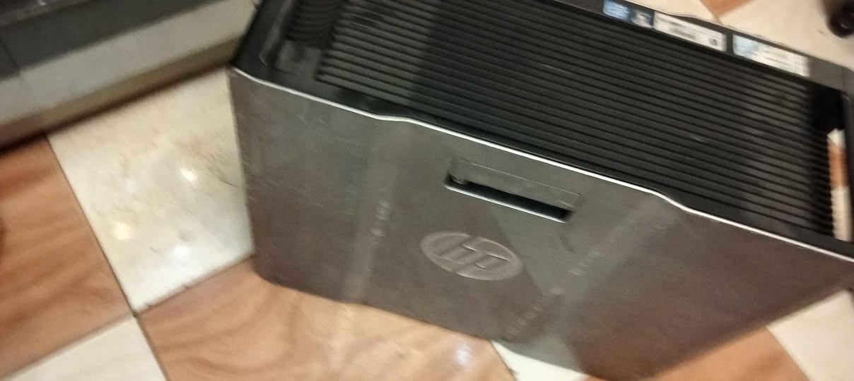كيسة وورك ستيشن HP Z820 للبيع (شاسيه وبوردة وباور 1125 واط)الوصف: للبيع كيسة HP Z820 بحالة ممتازة جداً بدون كارت شاشة وبدون هارد. الجهاز يحتوي على بوردة أصلية v1 مع معالج واحد Intel Xeon و 3 رامات DDR3 ECC. الكيسة مجهزة بأقوى باور سبلاي أصلي بقوة 1125 واط (Delta) يدعم أعلى الكروت وجميع مراوح التبريد الأصلية موجودة بالداخل الجيزة, مصر


**إذا كنت صاحب هذا الإعلان وتريد حذفه لأي سبب، رجاءا أرسل رسالة إلى الدعم الفني**