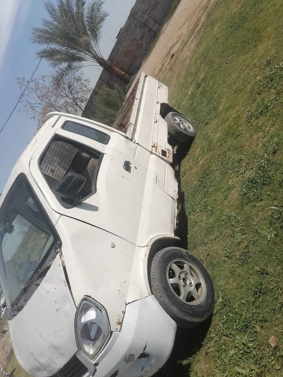 السلام عليكم ورحمة الله وبركاتة
هيفا 2007 للبيع السعر 15$ للاستفسار اكثر الإتصال على الرقم ***********
