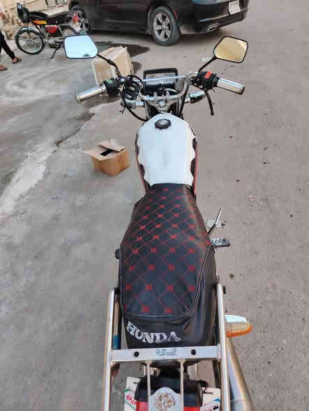 سلام عليكم  بيع مستعجل 370
جني ابو الكله 

موديل 20

محرك مفتوح🛠🔧🔩

سلف هندر شغال 

كهربائيات شغال💡🚥🚦

العنوان صلاح الدين قضاء العلم 👉👉👉👉👉👉👉
☎️***********📲***********☎️
