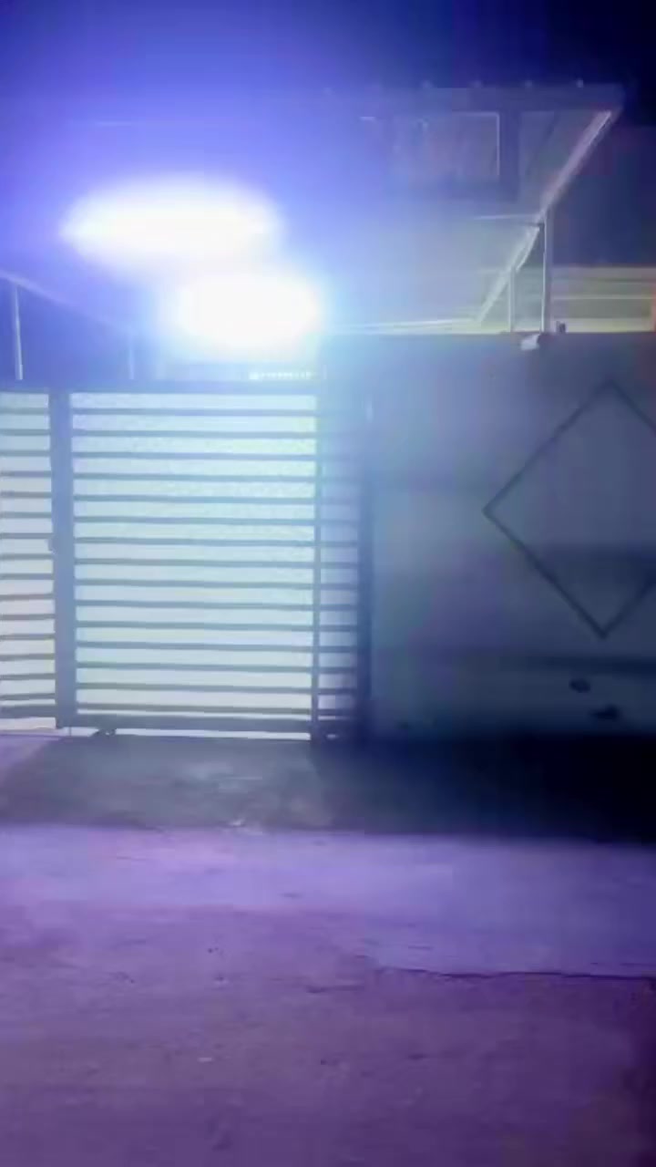 السلام عليكم
بيت متكون من / طارمه / استقبال / مطبخ/ هول / غرفه نوم (1) 
صحيات خارجيه / حمام داخلي /  بيتونه / البيت كامل / 
المساحه / (165) متر سند 25 
العنوان بكرلي الرابعه  قرب حسينيه رعد علاوي 
للاستفسار التواصل على الرقم *********** واتساب
