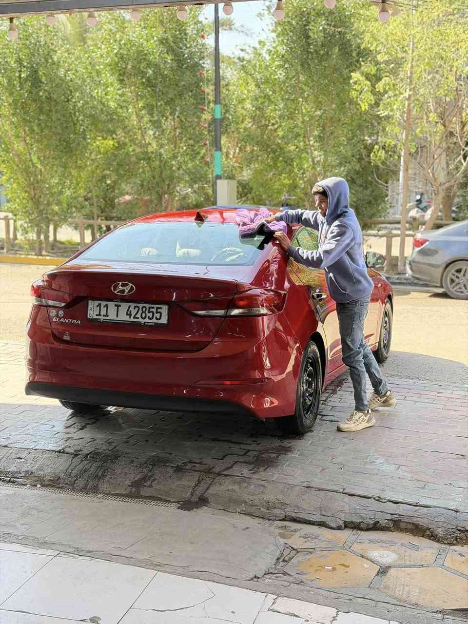 النترا 2018 امريكي فول 1/1 
حادثها شويه بلجاملغ الامامي 
كفاله عامة لاصبغ ولاتبديل ليبل واحد 
فتحه سقف 
بصمة 
تحكمات ستيرين 
الكشنات تدفئه تبريد 
تخم تاير جديد صار سبوع تايلندي الاصلي 
رقم بغداد بسمي تحويل ثاني يوم 
السياره جاهزه وخير من الله للبيع او مراوس ب كورلا 
رايدها 133$ 
اليحب يشوف سونار موجود قبل سبوع سويته  
*********** واتساب موجود
