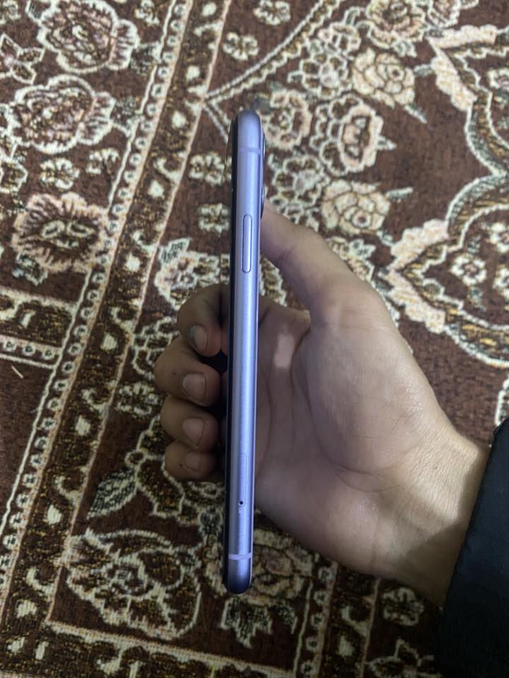 السلام عليكم 11عادي للبيع فيس إيدي شغال جهاز نضيف مكان ديالى كنعان استفسار ***********
