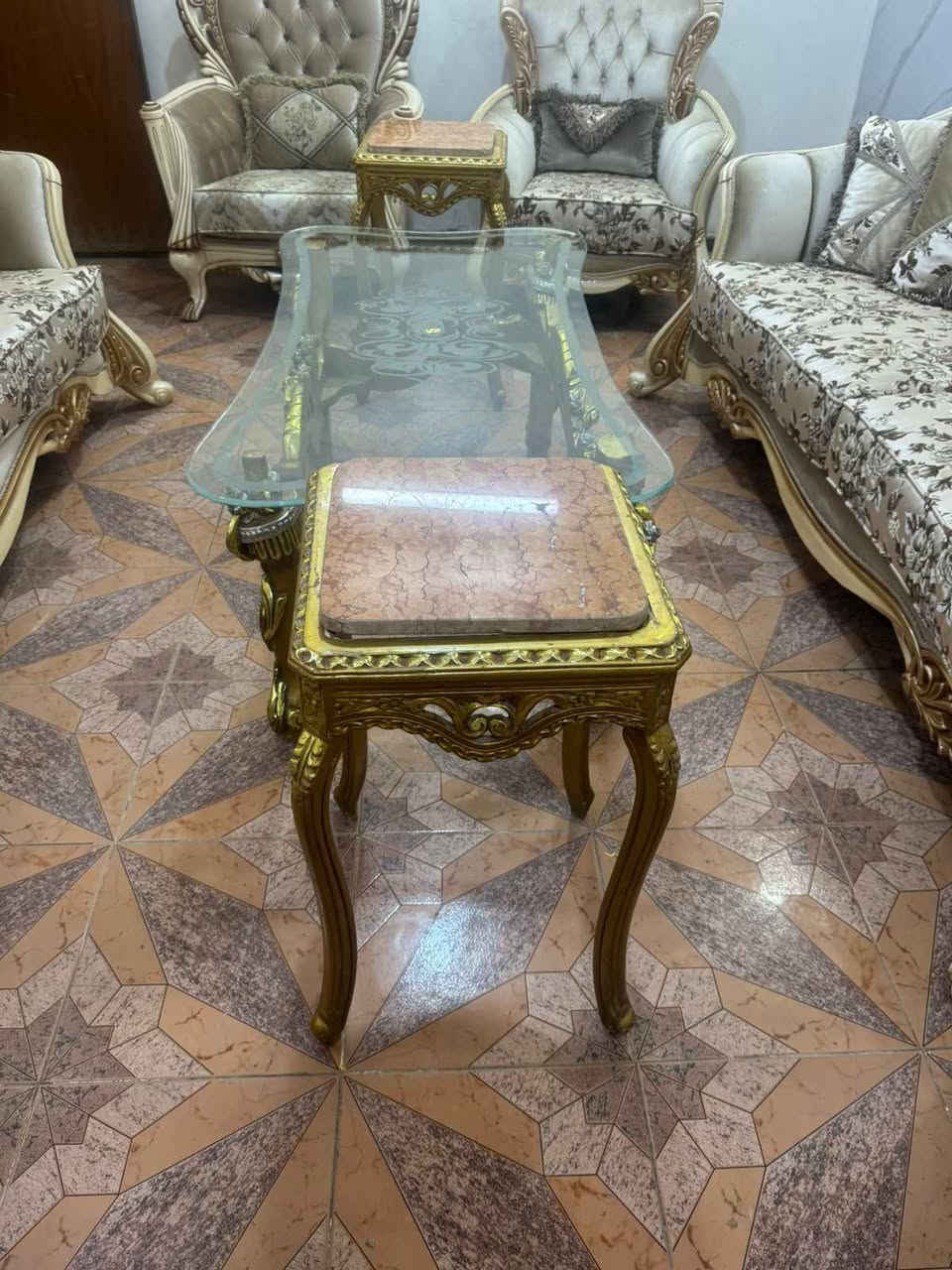 سيت طبلات زان مصري ٣وقطع نضيف جدا خالي من اي عيب السعر200 الف *********** بغداد, العراق
