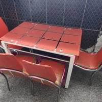 ميز جام حراري تركي مع اربع كراسي ستيل ب80جوه سعره العنوان بغداد البياع...