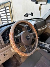 سياره جيب ليبرتي مديل 2012 ادوات مكفوله من الضربه والكص  كلشي شغال بيه...