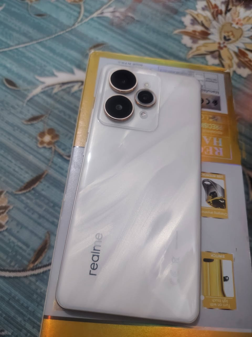 السلام عليكم 

ريلمي 15 برو/كامل ملحقات مع الكارتونة 

📱المعالج : Snapdragon 7 Gen 4

💾 الذاكرة :  512GB والرام 12+14

💾 الشاشة : امولد 6.8 بوصة - 144 هرتز 

📷 الكاميرا : 50 + 50 ميجابكسل

🔋البطارية : 7000 مللي أمبير __  

نسبة وميض 4320Hz يعني وداعن لجهاد العينين راحه تامه
شحن سريع 80 واط

سعرة (550)

ميسان العماره


**إذا كنت صاحب هذا الإعلان وتريد حذفه لأي سبب، رجاءا أرسل رسالة إلى الدعم الفني**