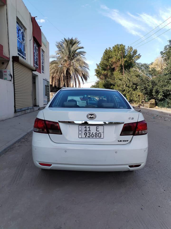 سلام عليكم للبيع سيارة بي واي دي 
  G3 2013 سيارة نضيفة  
سيارة مابيهة اي نقص كهرباء كولة شغال تبريد 
سنوية بسمي رقم نكليزي اي غرامة ما عليهة مكان بغداد 
سعرهة ب 58 وبيهة مجال ***********
