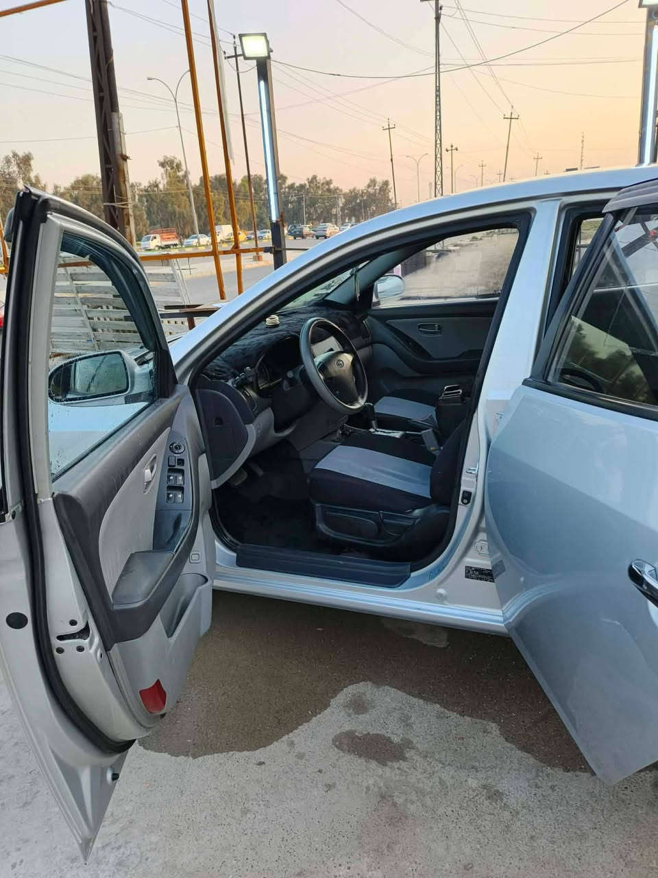 افانتي للبيع 2009 
بدون ضرر بدون صبغ بيها تقحيل بسيط 
محرك وكير شرط ماشيه 180 رقم اربيل سنويه لل 2030 
112 وبيها مجال 
***********
***********
