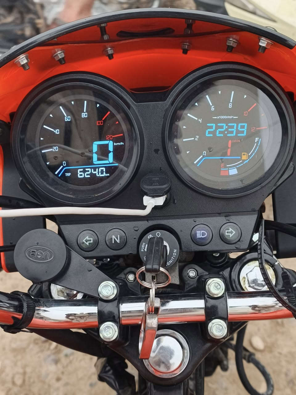 بسم الله دايوان للبيع موديل 2024
دايوان موديل 2024 شخط ما بي نضيف محرك 200 ضاغطة و زنجيل اللون المميز برتقالي شاشة جديدة مال 25 بلاجگتورات عالي ناصي كهربائيات فول شغال شرط التانكي شخط ما بي مري جدد كامل مكمل 
اتصال و واتساب بس ***********
