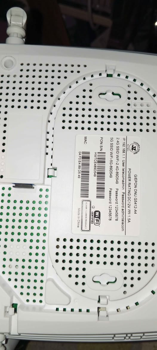 روتر الله شاهد جديد ما مستعمل يشغل انترنيت 5G + 2.4G يعني اقوه شي وتكدر تستعمله كيبل ضوئي وا بدون كيبل ضوئي يعني على النترنيت العادي مو ضوئي سبب البيع كاعد اشترك شريحه انترنت على تليفون سعر 40 الف وبي مجال بسيط رقم ***********  عنوان نجف الشرف اهلاً وسهلاً بيكم النجف, العراق
