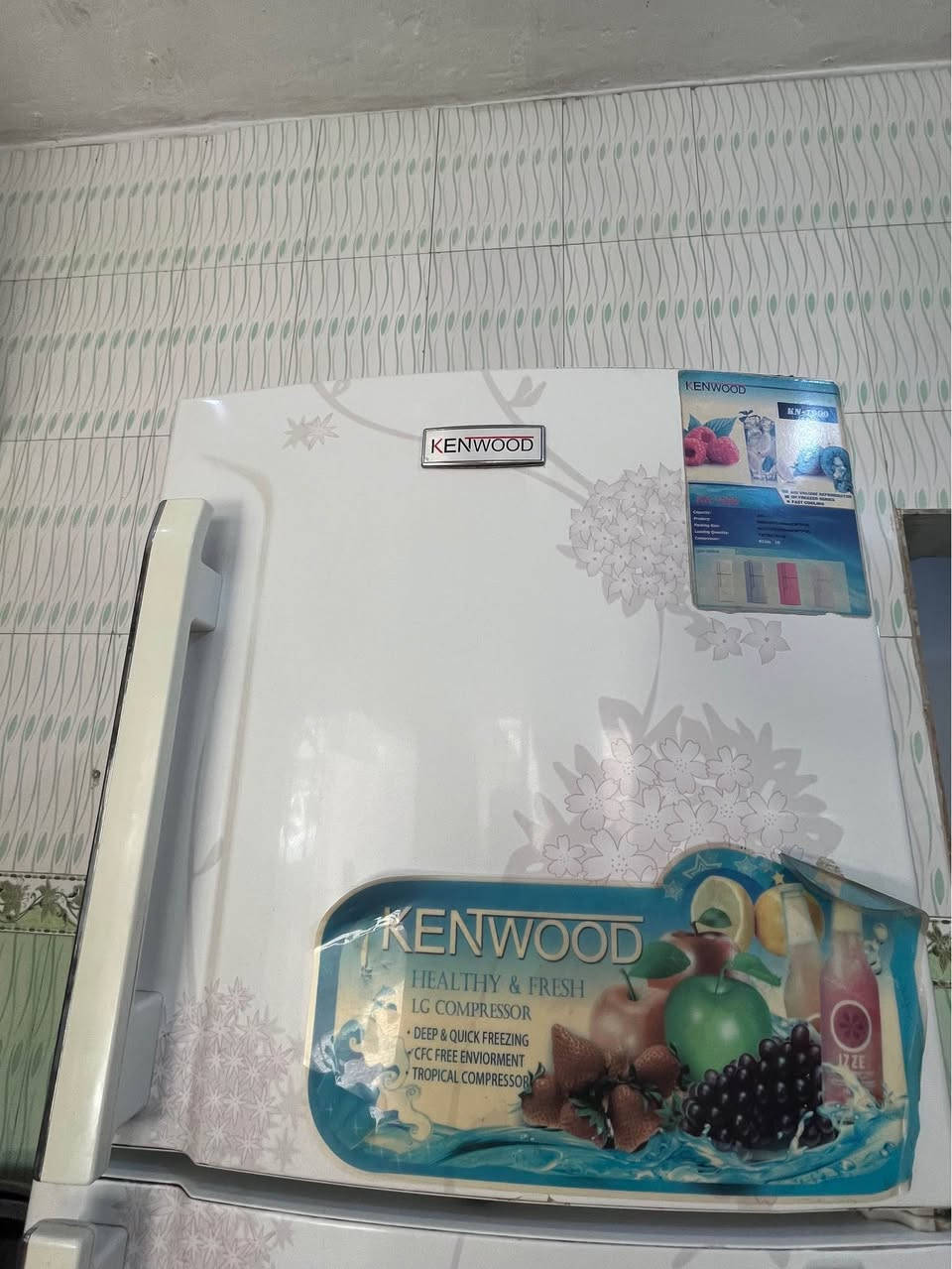 ثلاجه كينود نضيفه كبيره الحجم تجميد فول وعلى الفحص سعرها 180 وبيه مجال المكان نهايه الشعله منطقه الدهله *********** بغداد, العراق
