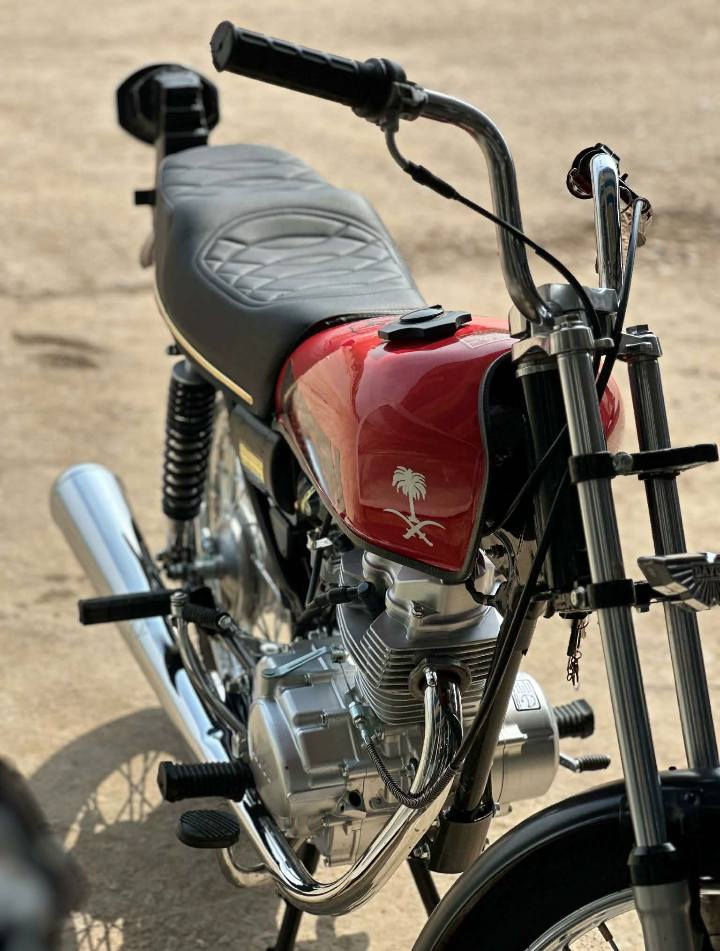 سلام عليكم دراجه تعممير 2026 مكينه نامه اصلي  اوراق اصولي شاصي مال بارت محور بوريه دراجه كفاله عامه مال جناي سعر مليون وخمسين وبيه مجال لشراي هاذه رقم الهاتف ***********
