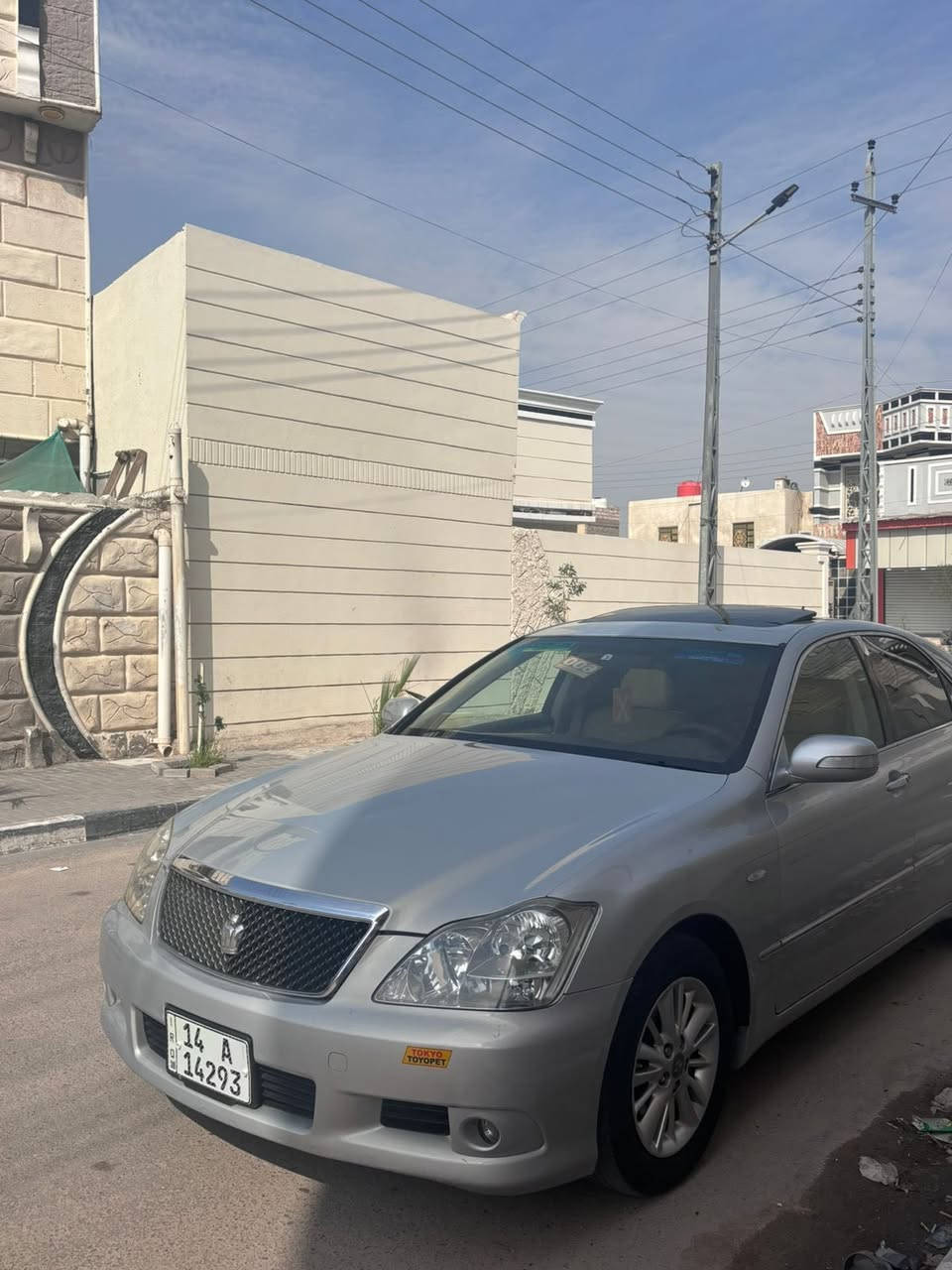 سلام عليكم شاهينه. رقم بصره تسجيل جديد.السياره كفاله من الكص والنقل والضربه والصبق. فقط كصة قمارا.  السياره فوول مواصفات لاخيرر. بعد معروفه مواصفات الفول.  السياره مكينه وكير وحداده كرتون تبريد. ثلج.  سنويه لغاية30 تنتهي.  تخم تاير ويل حصيره. السياره جديده معني الكلمه جديده كلشش. سعر. 125. هاتف. ***********البصره الزبير.
