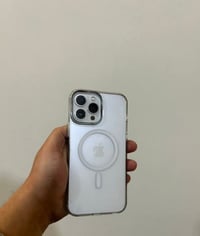 ايفون ١٣برو ماكس ذاكره ٥١٢ بطاريه ٨٥ بلادي مكاني بغداد واتس فقط  07724...