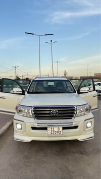 تيوتا لاندكروز GXR2013 بريم اصلي باب اول فول مواصفات فتحه كشنات جلد كه...