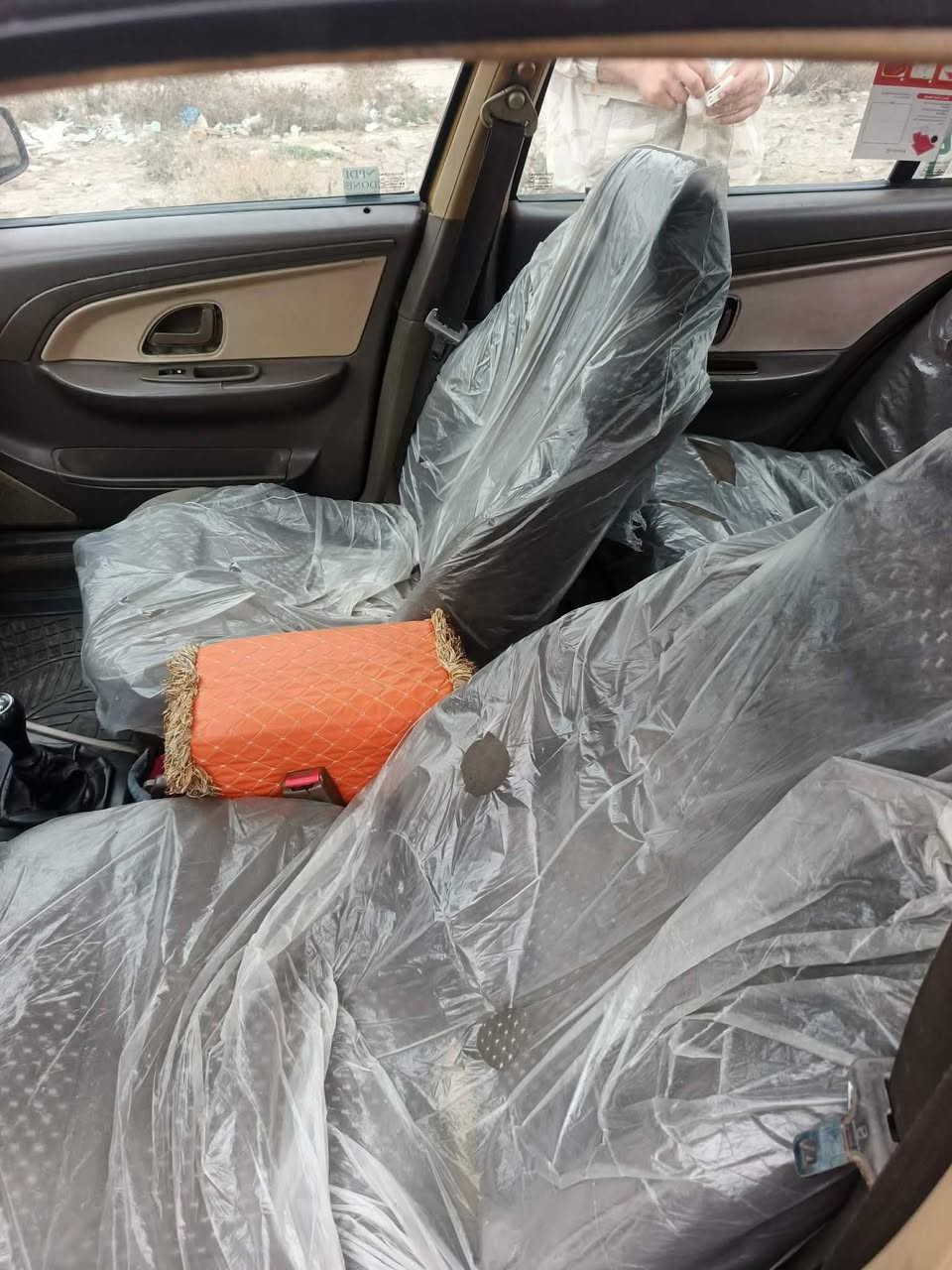 السلام عليكم سياره بيجو لبيع 405،  مكلف بل نشر  رقم الهاتف  ***********
