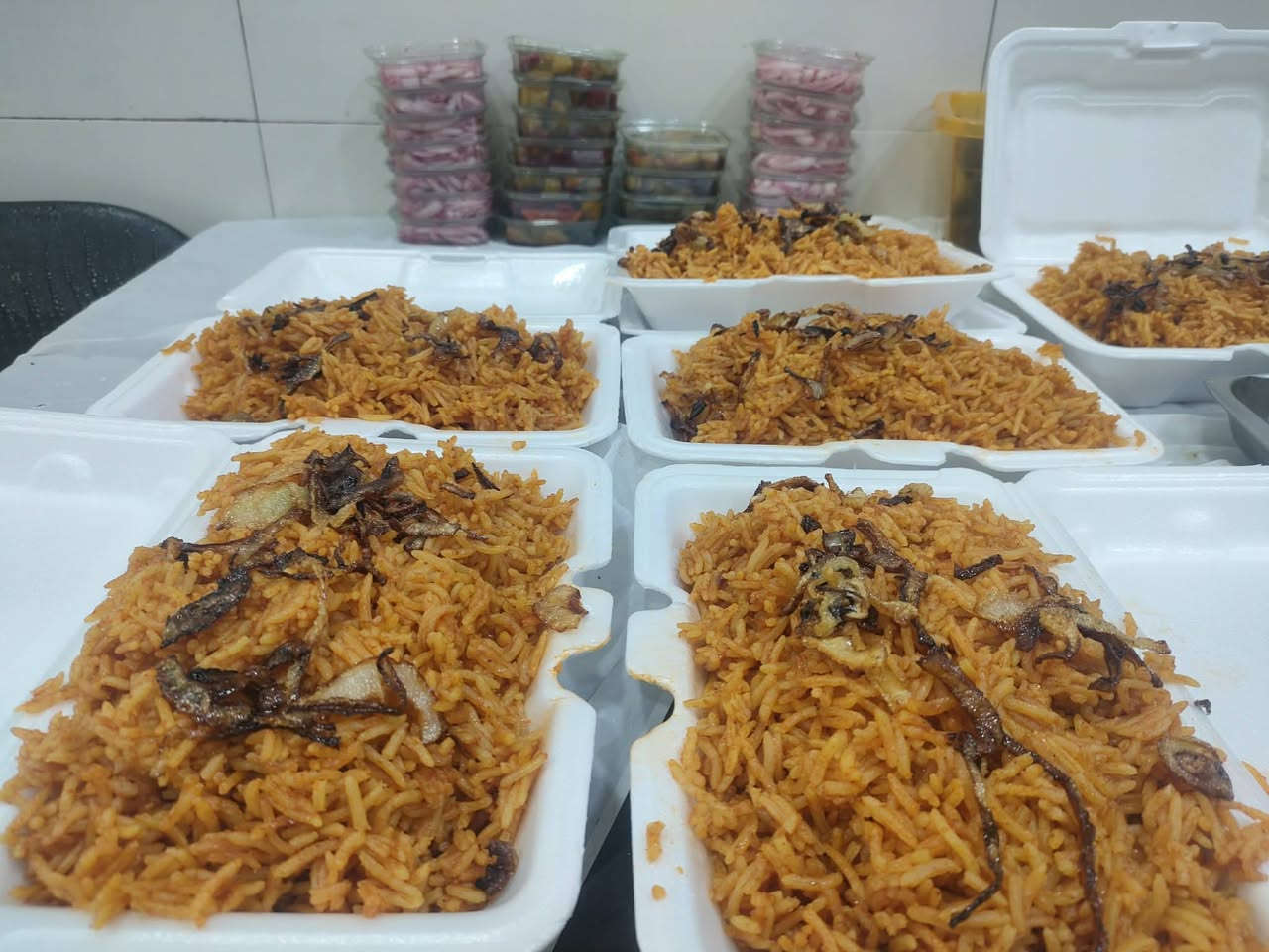 يتوفر لدينا تجهيز جميع أنواع الأكلات للمناسبات، الولائم، والعزائم،والمجالس الحسينيه  والشركات ، بأفضل جودة 

للحجز والاستفسار، يرجى التواصل معنا.***********
