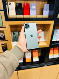 ايفون 11 برو ماكس • ٢٥٦ • بطارية ٨٣