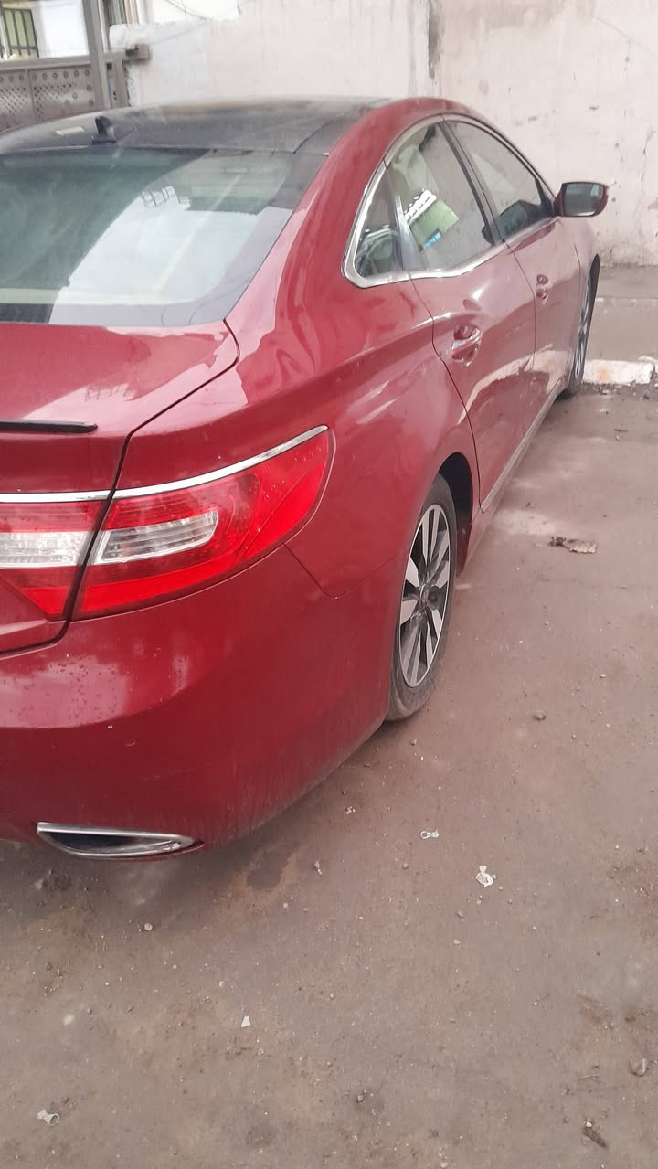 سلام عليكم
ازيرا 2013 وارد امريكي فول مواصفات حادثه جاملغ وبنيد ماشيه 153 
بغداد الدورة سعره ١٠٤
***********
