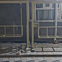 مرجوحة عدد 2  تفصال جديد للبيع  حجم كبير سعر الوحدة 200 ألف  078107003...