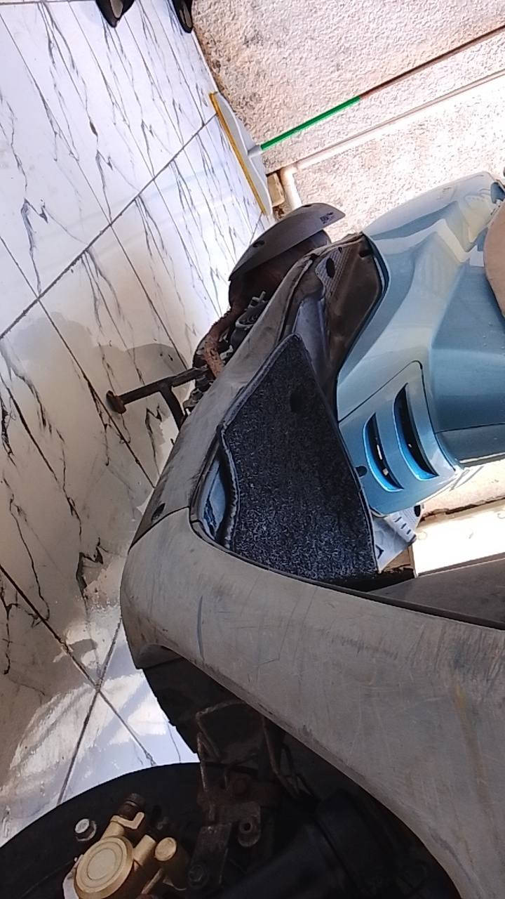 سلام عليكم بريز فحل دراجه حلوه مال موضف يروح ويجي بيه مامتعوبه ابد كلشي بيه شغال سلف هندر نكره عالي ناصي اشايرقفل جنطه قفل ستيرن شلعا معدل مابيه اي نقص ومذب عليه شي عنوان شعب ***********
سعر ٦٠٠ وبيه مجال انشالله
