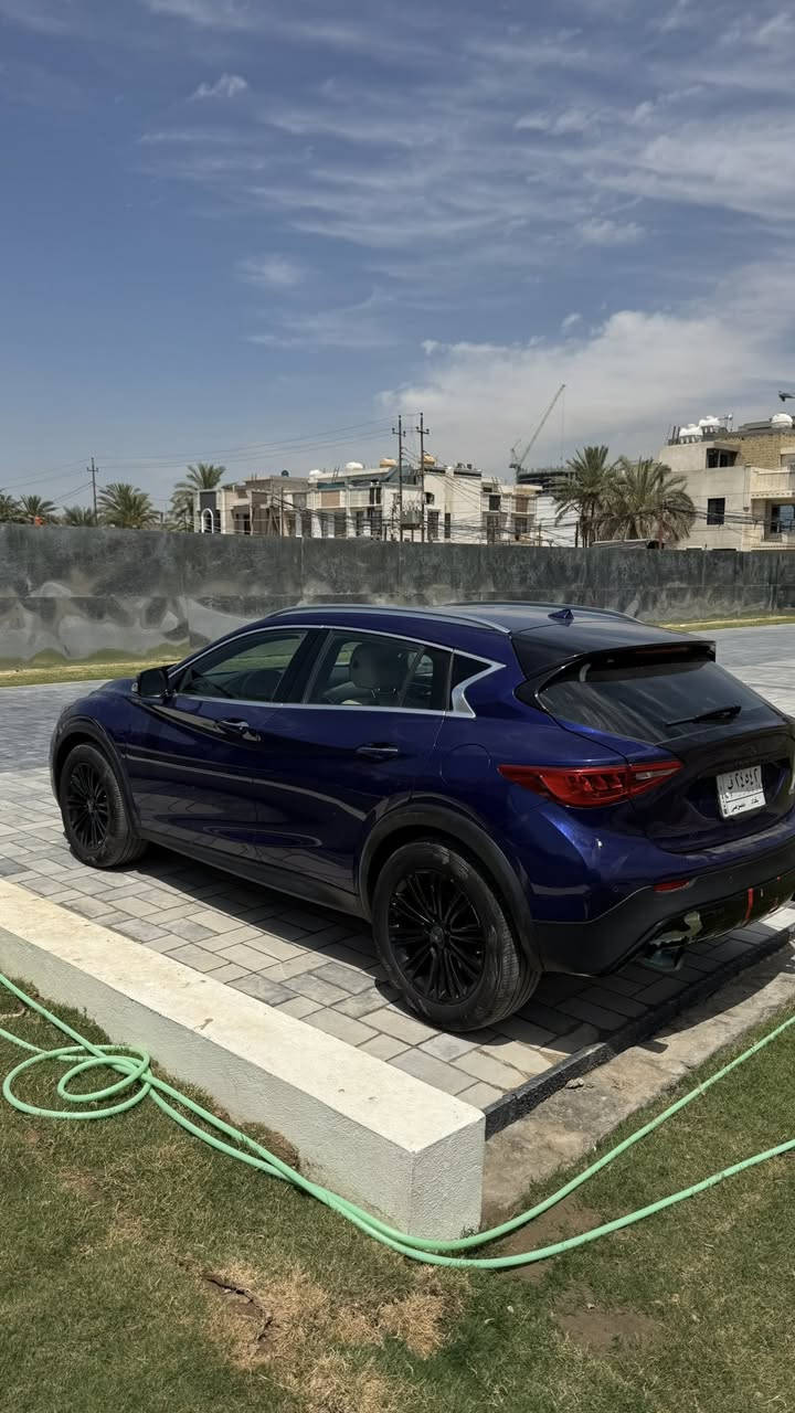 انفنتي qx30  2018
مكينة 2000 توربو 
كير 7نمر DCT
كشنات جلد كهرباء
بانوراما ثابتة
حساسات امامي خلفي 
كامرة خلفية 
سماعات Bose
السيارة فور ويل 
كير مكينة شواصي مكفولات
كلشي بيها مرسيدس الكير والمكينة وكل غراضها مرسيدس
سعرها 145 وبيها مجال 
مكانها بغداد


**إذا كنت صاحب هذا الإعلان وتريد حذفه لأي سبب، رجاءا أرسل رسالة إلى الدعم الفني**