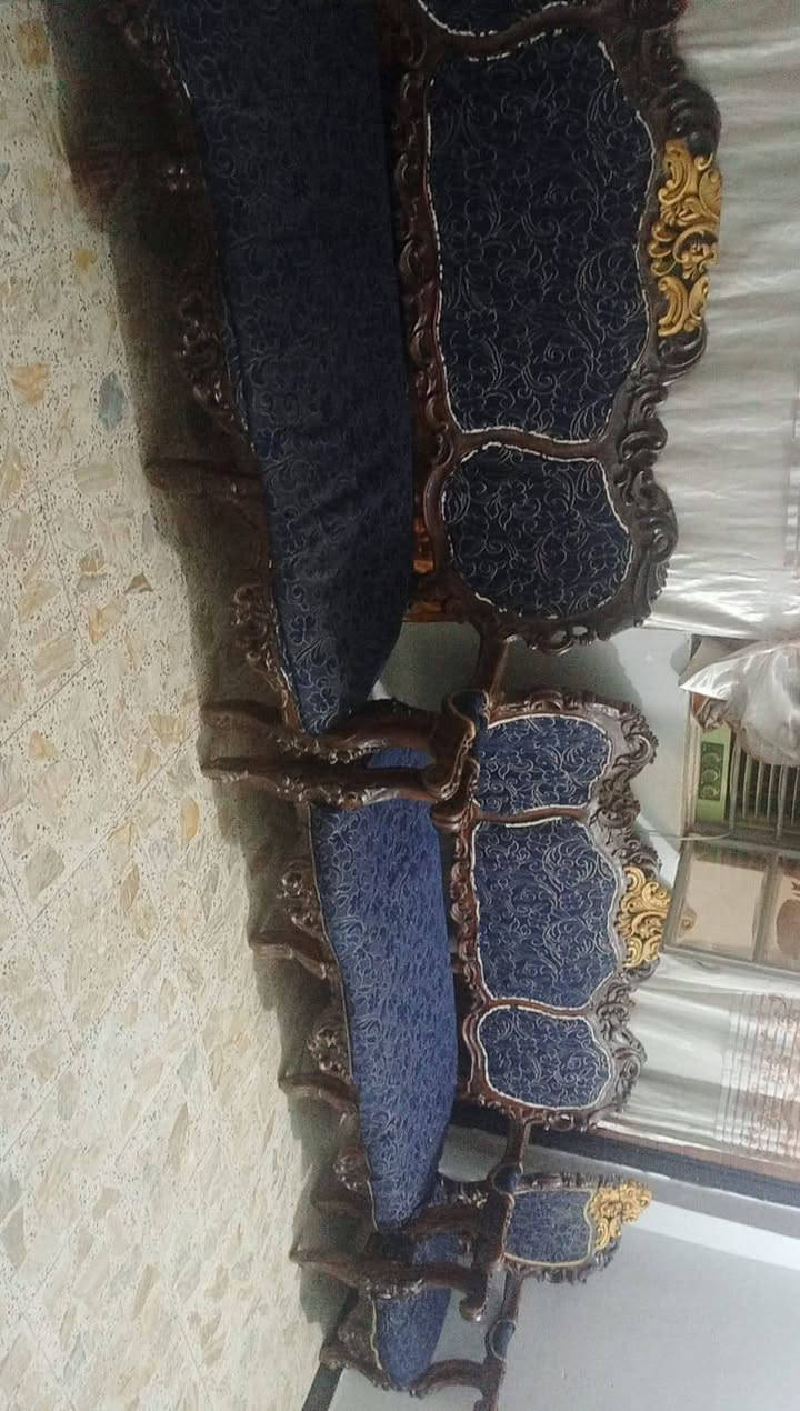 تخم ١٠ مقاعد ب 105 اكو توصيل بغداد فقط


**إذا كنت صاحب هذا الإعلان وتريد حذفه لأي سبب، رجاءا أرسل رسالة إلى الدعم الفني**