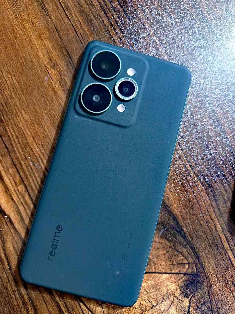 ريلمي 15 برو

الون اخضر غامق نسخة الجلد 

ذاكره 512🔥😉

رام 12+12🔥

بطاريه 7000 ملي امبير 🔋🔥

شحن السريع 80W😌

معالج Snapdragon 7 Gen4🔥

مستخدم اقل 3 اشهر 
سعر 550 وبيه مجال ان شاء الله 

العنون : ميسان _ عمارة ( مركز )

للتواصل 

واتساب 
***********
