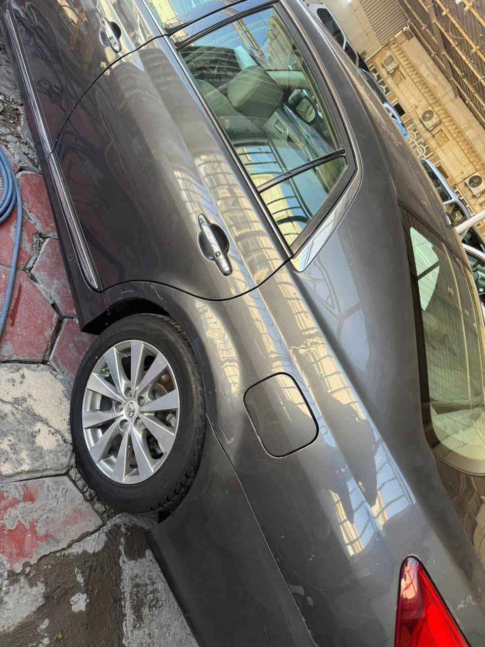 سلام عليكم مرخصت مدير الكروب افلون 2011 لمتيد رقم مميز نجف سياره بدون ايرباك حادثها بابتين نفسهن مصلحات جهة السايق وبيها بزالعراق صبغ بنيد وجاملغ السياره جراد بأسمي السياره مكاني بغداد السياره ما بيها نقص مكينه جديده 
ملاحظه السياره مال ابو مصلحه مبيها نفص كلشي من كل النواحي السياره نصبتها حلوه بس بيها جراد والسياره كفاله عامه 

السعر 170$ 
الي ميعجبه السعر رجاء يترك كلمه طيبه والسوك كلشي بيه 

اتصل ع الرقم وبيك خير ودلل
***********
