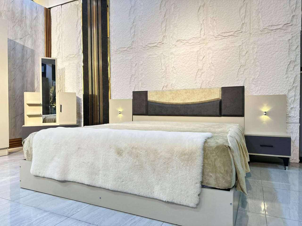 موديل ٥قطع تركي اصلي ضمان ٥سنوات سعر ٥٧٥ مع شد ونقل مجاني رقم الجوال *********** ***********
