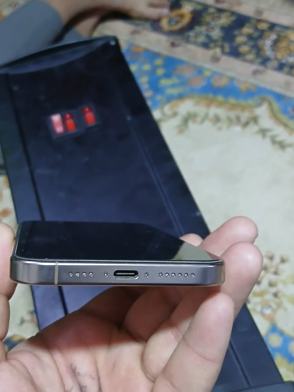 يا الله سلام عليكم ايفون 16 برو ماكس بطاريه 98 عدد دورات الشحن 251   جهاز ماستر  مكفول  افحص وين ما يعجبك  السعر تواصل عله ارقم ***********  بي وتساب
