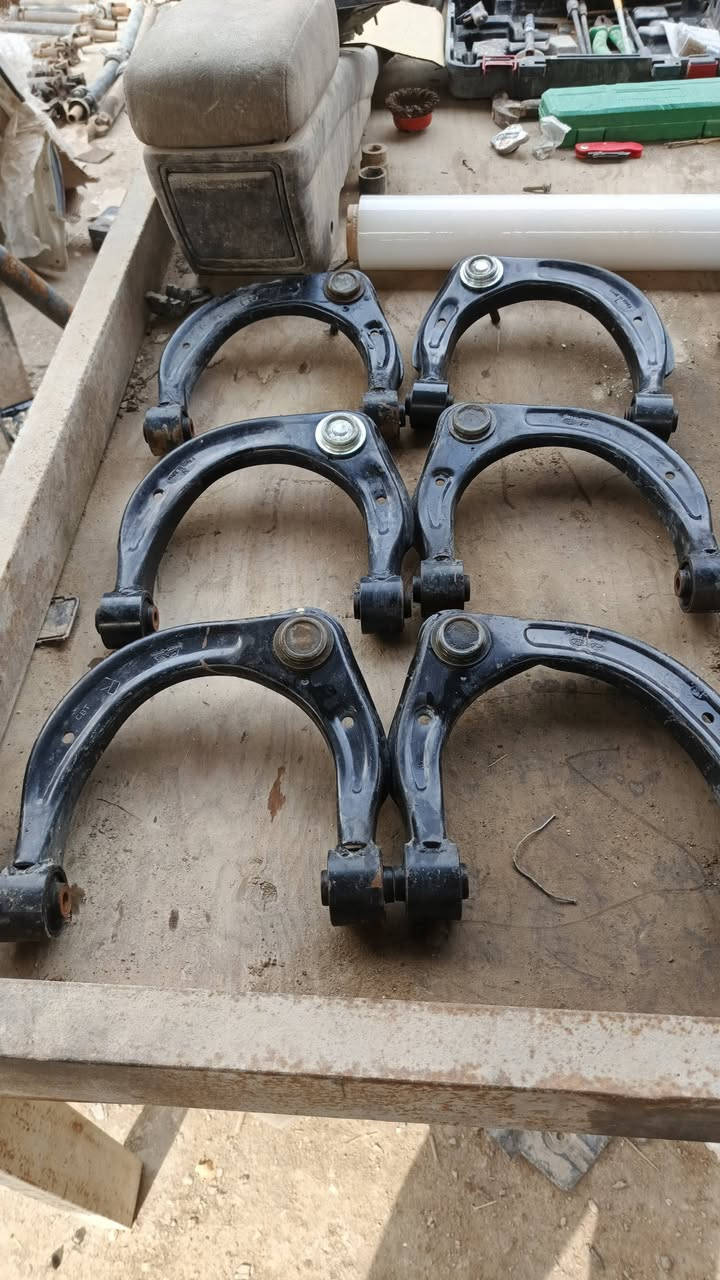 سلام عليكم
لايت سوناته مقدس 
بك لايت سوناته 
النترا مضلع 
كيجات (رونات) 
طبلات اعلى سوناته 
سستم كامل 
النترا مضلع 
و سوناته مقدس 
قفل باب سنتر لوك 
الشطرة حي الصناعي قرب سليم للميزانية مقابيل الحاج ابو عقيل للاطارات ملاحظة يتوفر فتح وشد جميع القطع
***********
