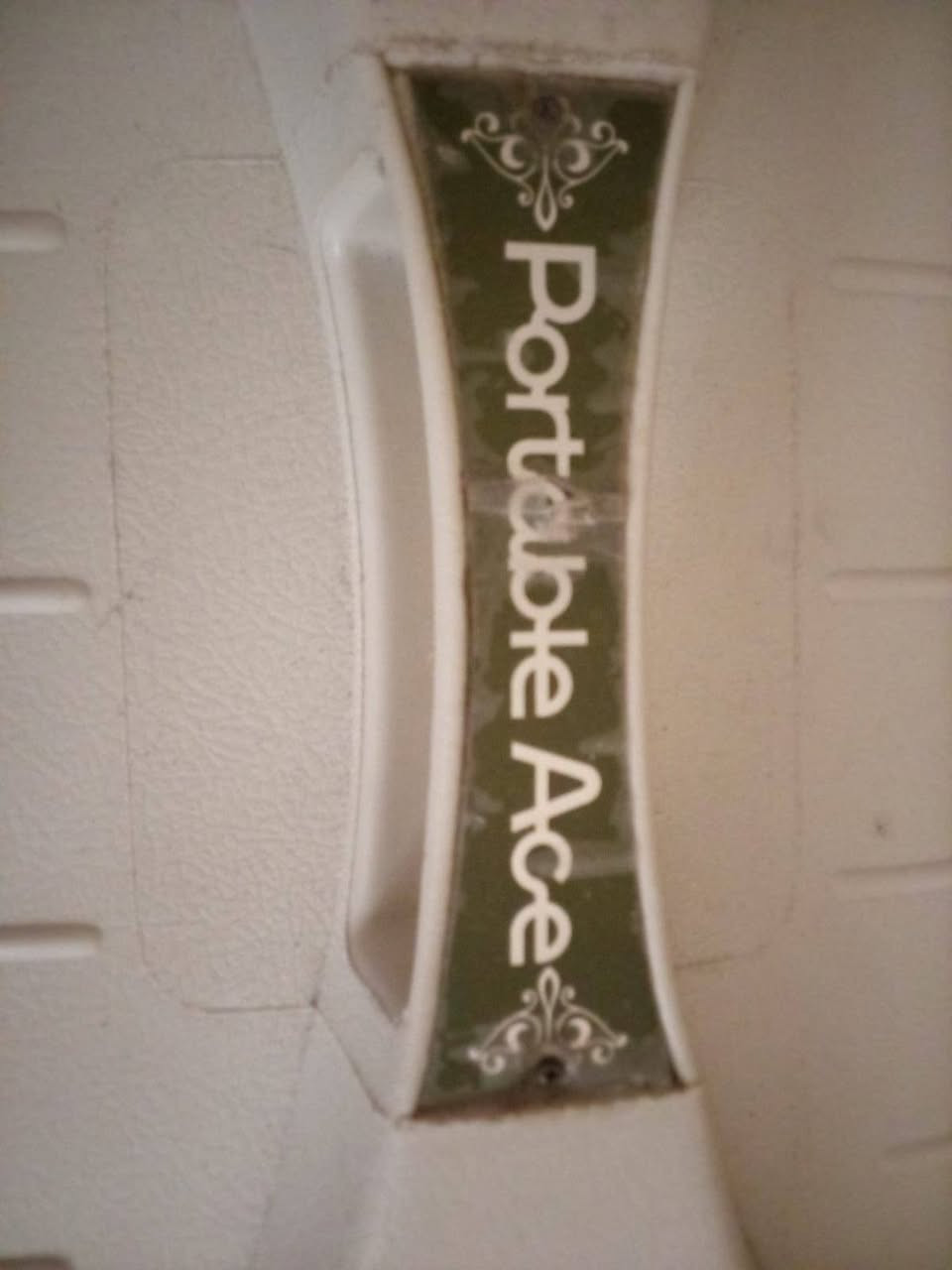 مكلفه بالنشر مكينه خياطه غير مستخدمه 
السعر 200 الالف


**إذا كنت صاحب هذا الإعلان وتريد حذفه لأي سبب، رجاءا أرسل رسالة إلى الدعم الفني**