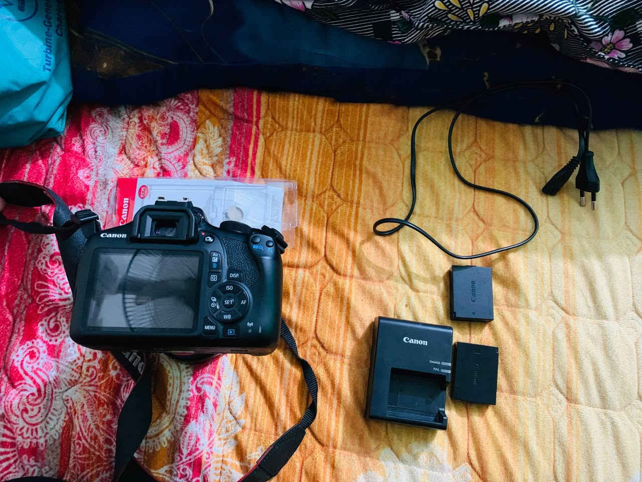 سلام عليكم كامرة كانون 3100D

حزام كتف 

بطاريتين

شاحنة اصلية 

مراوس دراجة شحن مكاني الدورة


**إذا كنت صاحب هذا الإعلان وتريد حذفه لأي سبب، رجاءا أرسل رسالة إلى الدعم الفني**