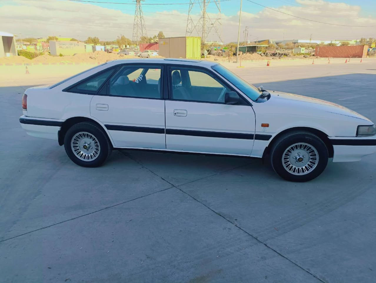 مازدا بو فروشتن 
موديل 90 
8بخ گيرو مةكينةبةشةرت بي دةعموليدراوي
هةموو كارةباي گةرمي ئيشدةكات 
تحويل غةرامة بةشةرت 
***********سعري 42معامةلةيةكي برايانة كالار, السليمانية
