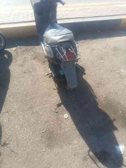 سلام عليكم دراجه منخولي 2003 دراجه يرادلهة ترتيب شغاله هندر واحد السعر 150وبي مجال رقم الهاتف ***********
