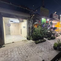 محل للايجار عنوان الدورة حي الصحه شارع العام التجاري مجاور حلاقه ضوء ا...