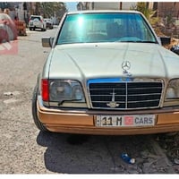 شبح ١٩٩٣ • محرك ٣٢٠ • لون شمباني