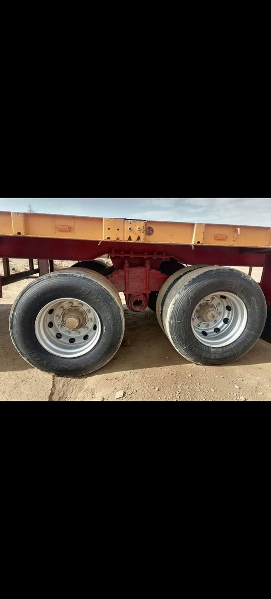 سلام عليكم عربانه دنكيرين حداديه قديمه دناكير ١٤ الطول ١٢ ونص بريك جاهز كهربايات جاهزه تخم تاير السعر٤٠ 07
***********
