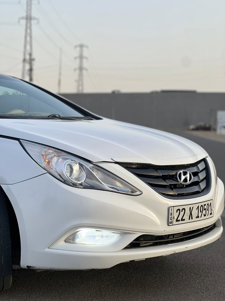 سوناتا موديل 2011
خليجي بيها جاملغ خلفي بدون حوض وبدون دواخل وبيه نص من الصندوك الباقي كفاله 
مواصفاتها 
بانوراما
اشاير مري + مري شفط 
ويل ١٨ 
تحكم ستيرن 
لايتات زينون 
وباقي المواصفات المعروفه
تخم تاير جديد تبريد ثلج 
رقم اربيل باسمي هزه جديده 
مكان بغداد 
السعر ١١٤ بيها مجال بسيط

***********
