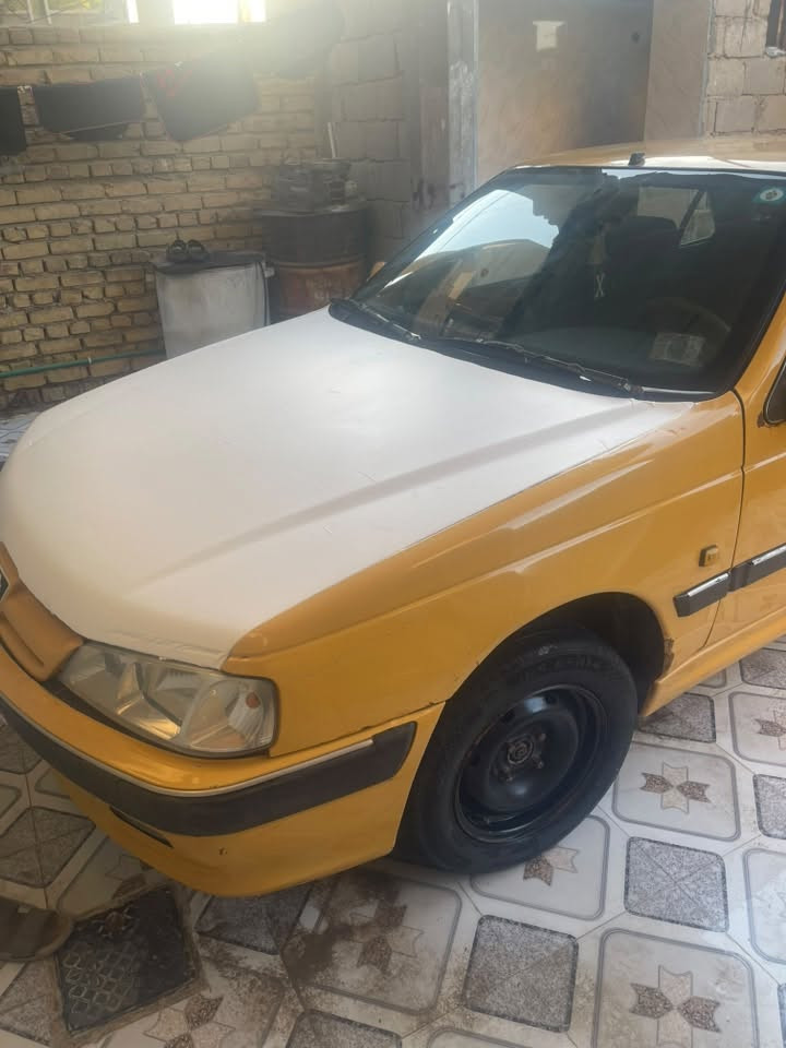 السلام عليكم بيجو بارص موديل 15 رقم بابل بسمي سنويه لل 27  بيها بس باب الوره صبغ  وبيها شويه جراد بالقماره كير محرك تبريد خير من الله باتري جديد رايديتر جديد كازكيت البارحه سويته سلف جديد  كتفات ياباني مال مراوح السعر 45 وبيها مجال قليل مكاني بالحله ورديه خارج
***********
