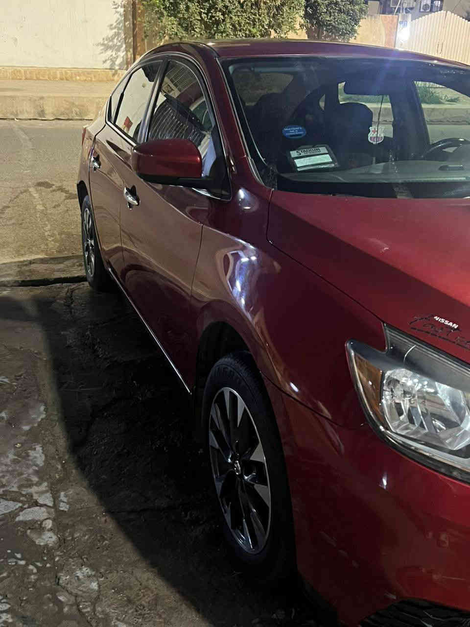 سيارة للبيع نيسان سينترا 
موديل 2017 
شرط التحويل 
المواصفات فول عدا الفتحة 
الضرر جاملغ خلفي فقط 
السعر 105للتواصل على الرقم ***********
