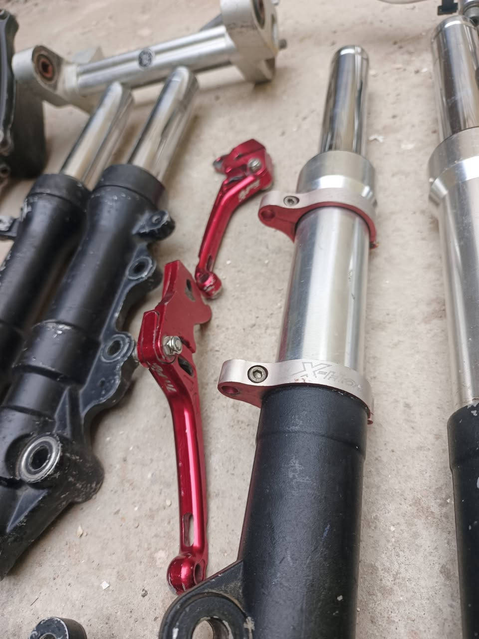 السلام عليكم غراض بلادي و تزويد كلهن نضاف  ماكس وسكنس جبلي ( ابيع شلع) كلهن ب٣٠٠ قفل


**إذا كنت صاحب هذا الإعلان وتريد حذفه لأي سبب، رجاءا أرسل رسالة إلى الدعم الفني**