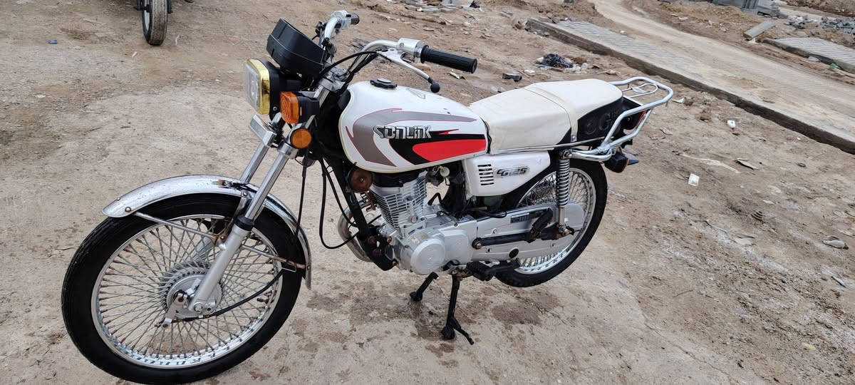 للبيع سونك مديل 2023 شرط أوراق أصولي بوجك للترقيم محرك كفاله  كهربايات شغاله ما عوزهه شي مال جناي للستفسار اكثر التصال على *********** مكاني كوت خاص ما جاوب
