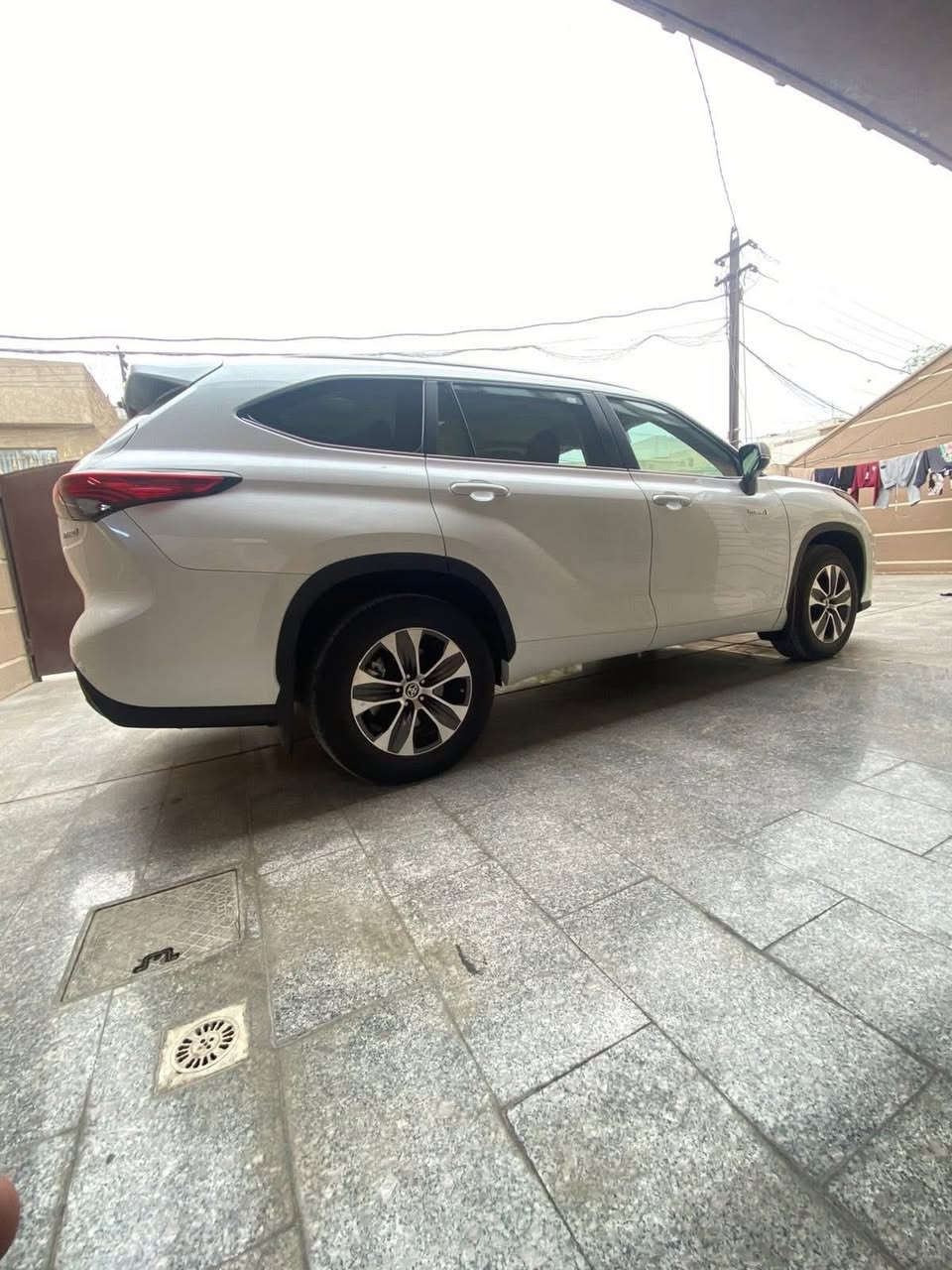 المحرك 2500 هايبرد خليجي
2023

ماشيه 50الف

خليجي

بيها قطعتين باب السائق والجاملغ الامامي 

رادار امامي / اوتو ستوب / تحديد مسار

7 راكب

فتحه سقف سلايت

صندوق كهرباء

كيجات ديجيتل رقمية

شاشة كبيرة + كاميرا خلفيه

بردات ابواب خلفيه + بردة خلفيه

كرسي السائق كهرباء

هند بريك كهربائي

حساس خلفي + امامي

مري قابل للطي كهرباء

3 انظمه قيادة

لايت فول زينون بك لايت LED

ويل كب قياس 18 أنش ®️ تحكم تبريد خلفي منفصل

USB + TPC منافذ

باقي مواصفات الهايلاندر معروفه

‭ 0771 166 4700‬ حجي علي ابو زيد
